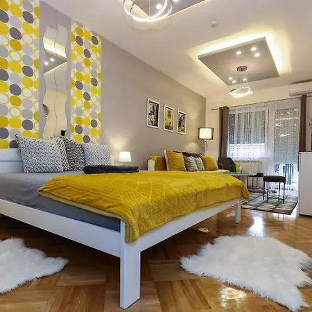 Welcome Center Apartamento Subotica