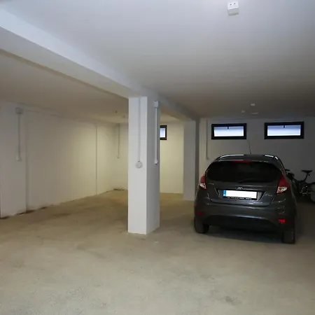 Welcome Center * スボティツァ