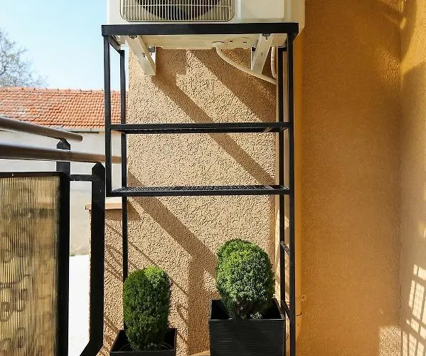 Welcome Center * スボティツァ